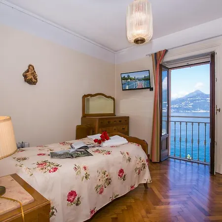 Villa Sleeps 8 Air Con